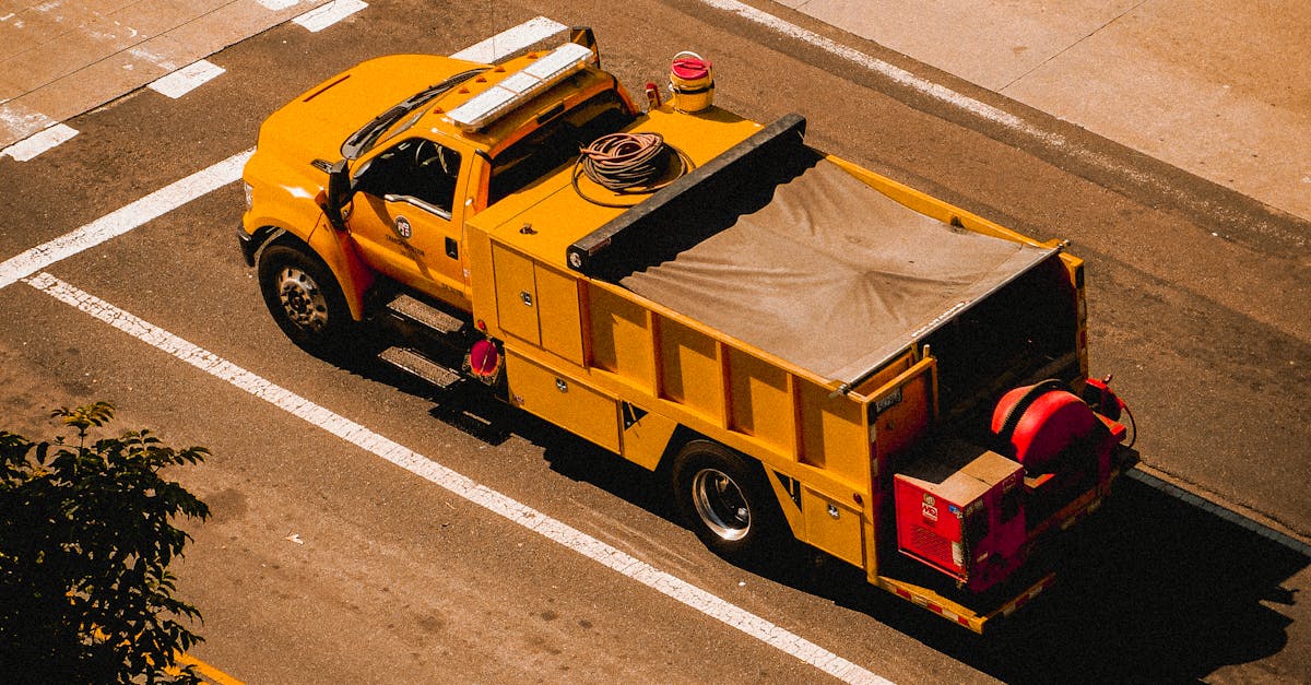 What type of insurance do you need for hotshot trucking?